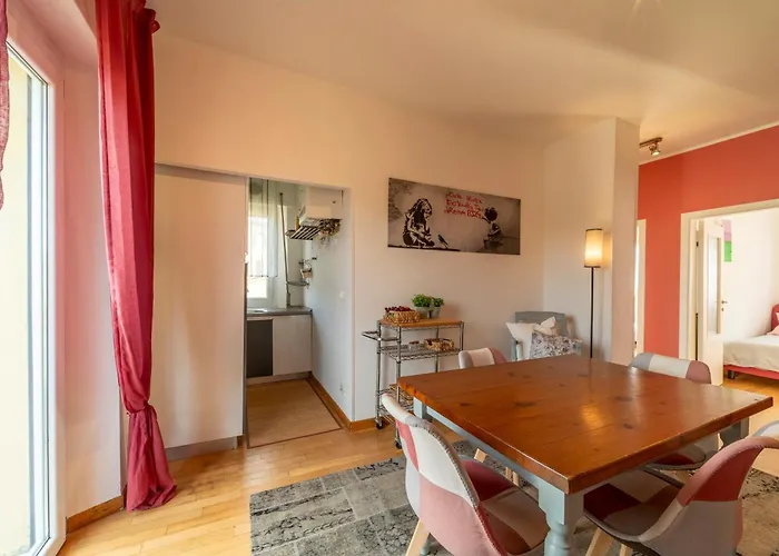 Sofia's Dreamy Haven Сієна