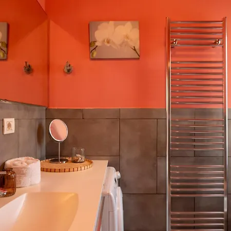 Sofia's Dreamy Haven Sienne